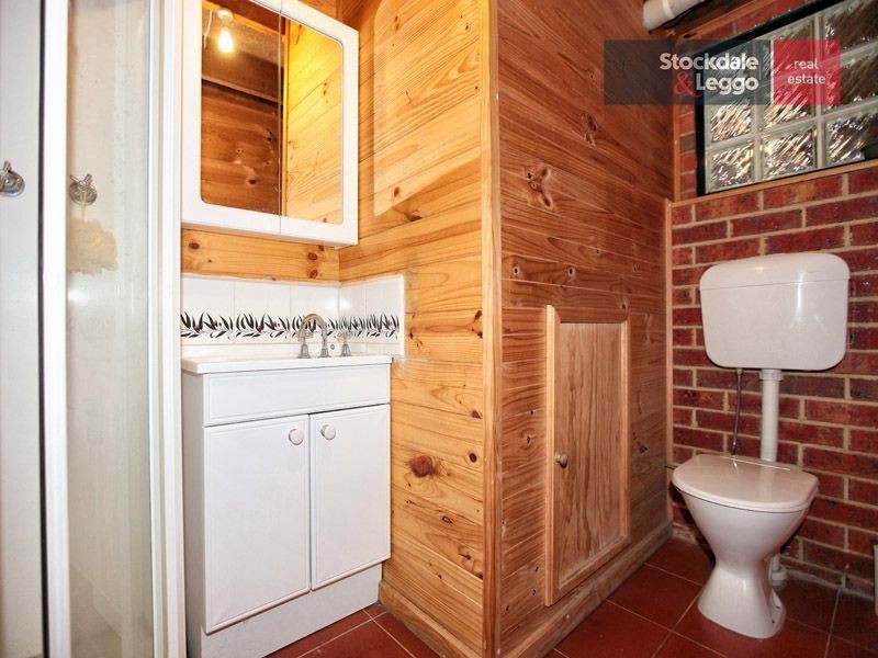 7 Davidson Court, Attwood VIC 3049