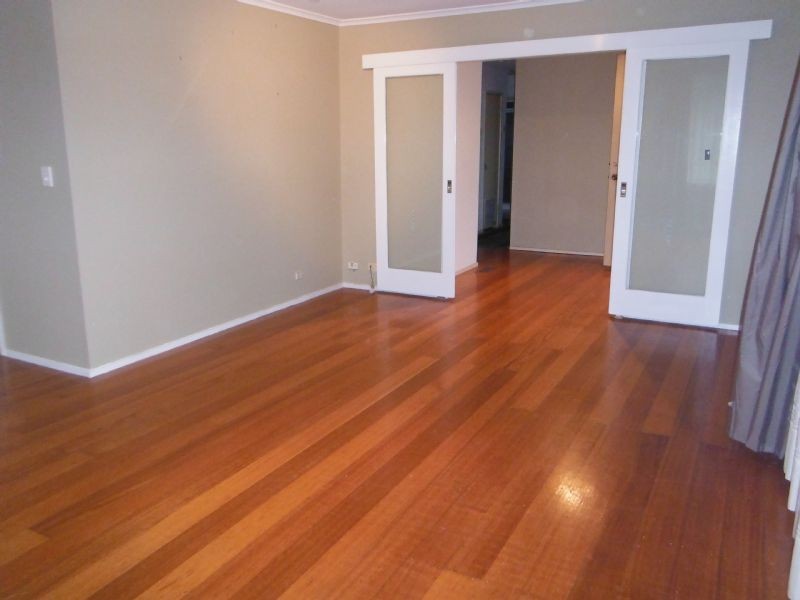 40 South Circular Road, Gladstone Park VIC 3043