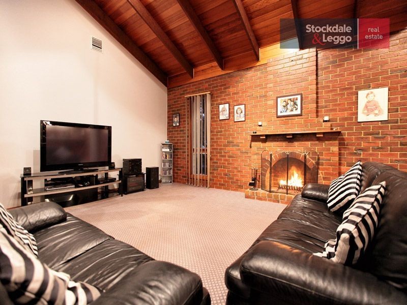 13 Airdrie Mews, Greenvale VIC 3059