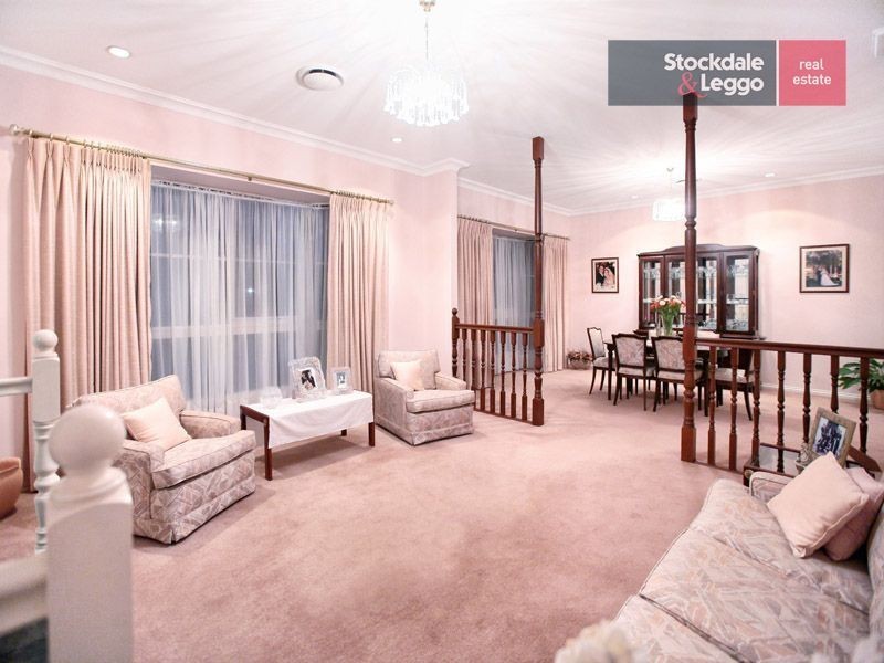 13 Airdrie Mews, Greenvale VIC 3059