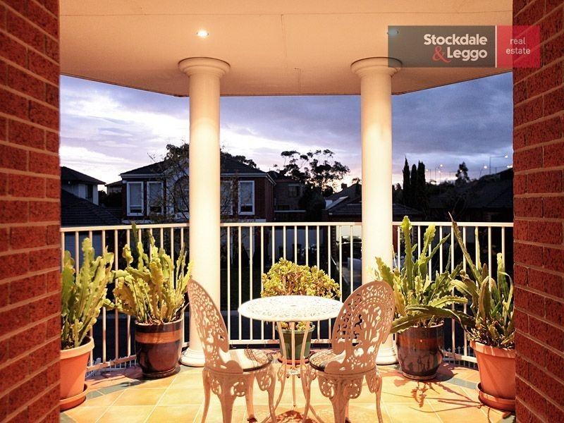 7 Coach House Drive, Attwood VIC 3049