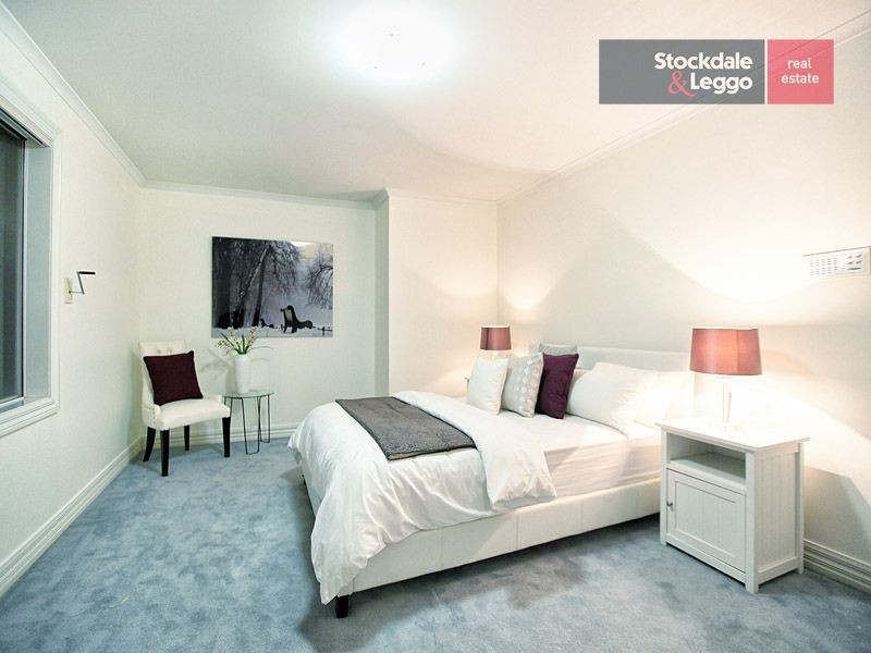 7 Coach House Drive, Attwood VIC 3049