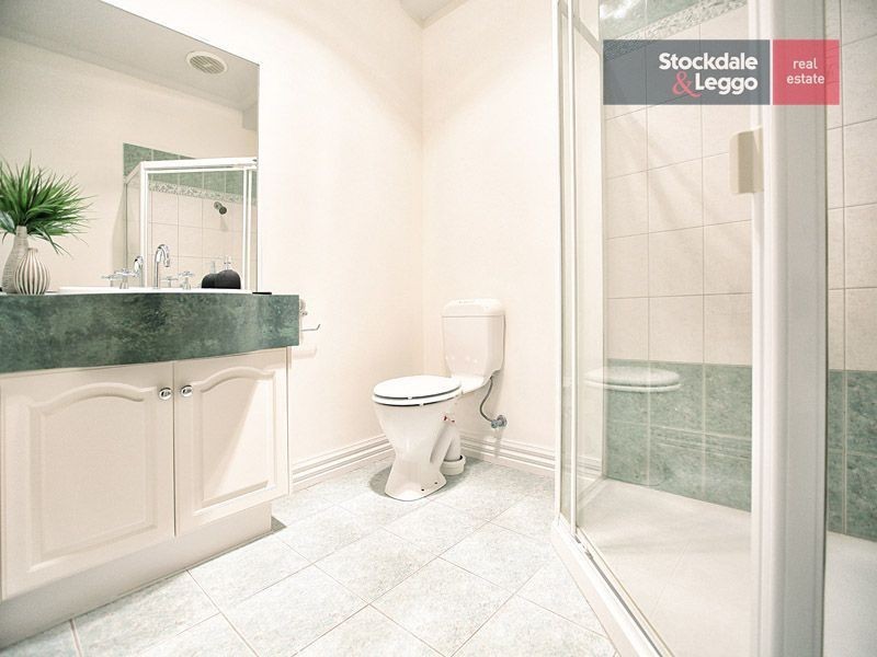 7 Coach House Drive, Attwood VIC 3049