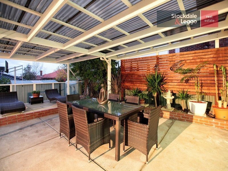 7 Coach House Drive, Attwood VIC 3049