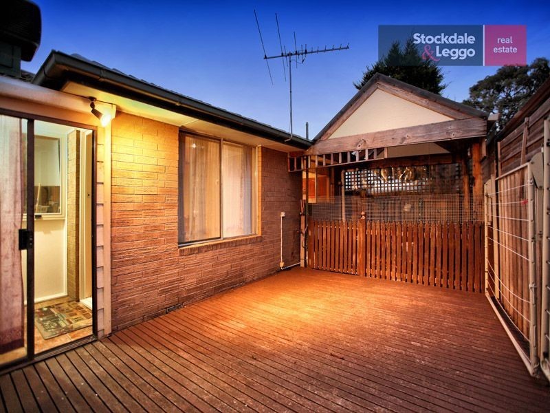 2 Waverley Court, Gladstone Park VIC 3043
