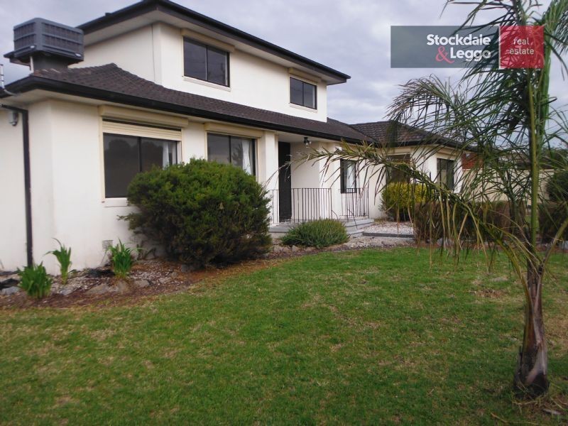 12 North Circular Road, Gladstone Park VIC 3043