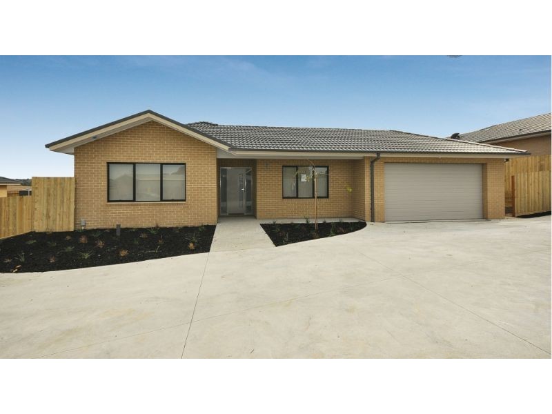 2/11 Patho Court, Westmeadows VIC 3049