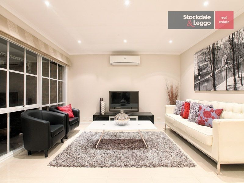 11 Davidson Court, Attwood VIC 3049