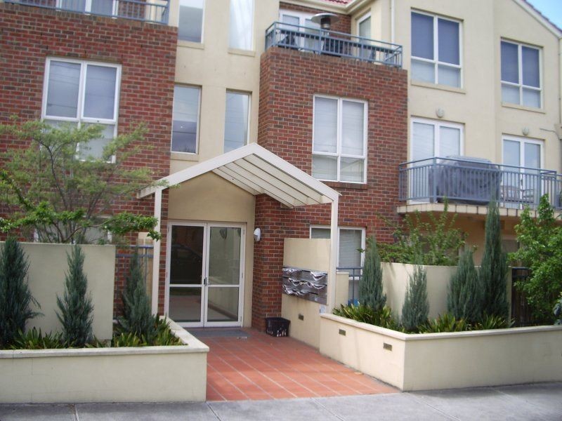 15/2 North Avenue, Strathmore VIC 3041