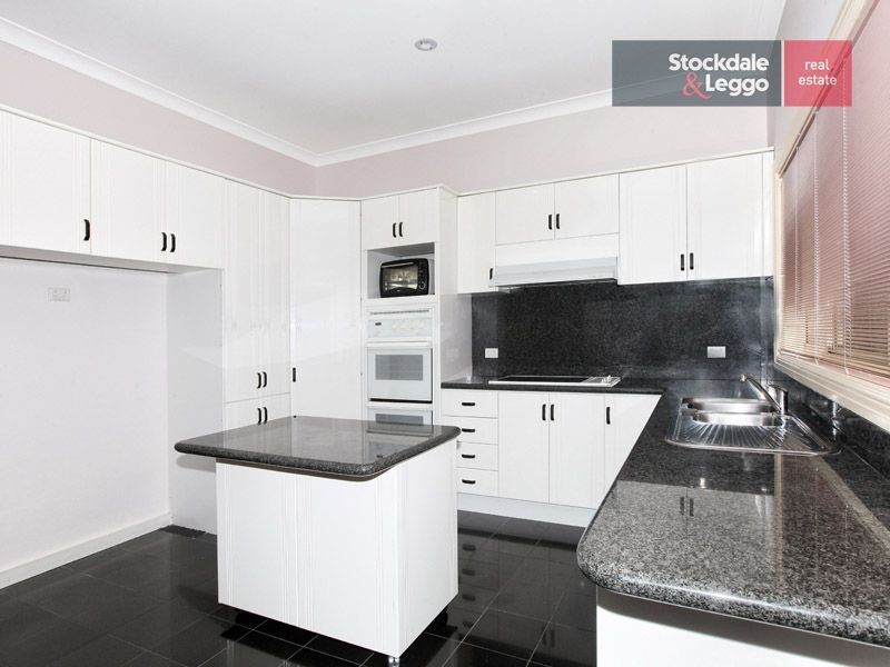 95 Greenvale Drive, Greenvale VIC 3059