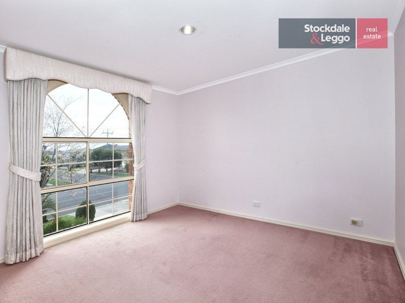 95 Greenvale Drive, Greenvale VIC 3059