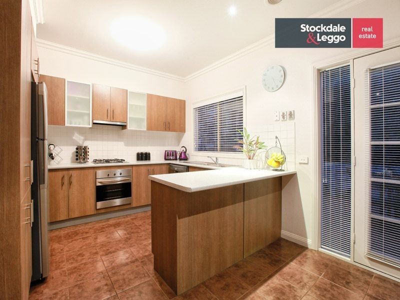 2/30 Pascoe Street, Westmeadows VIC 3049