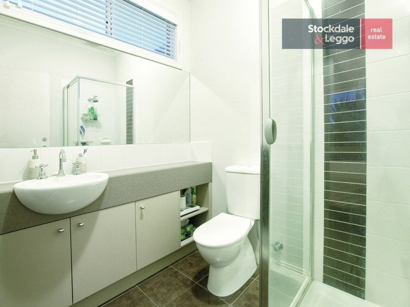 2/30 Pascoe Street, Westmeadows VIC 3049