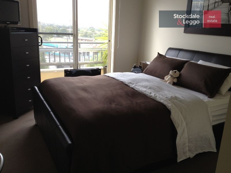 15/2 North Avenue, Strathmore VIC 3041