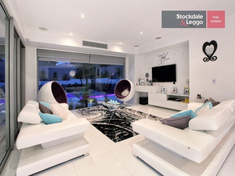 7 Wolfson Court, Attwood VIC 3049