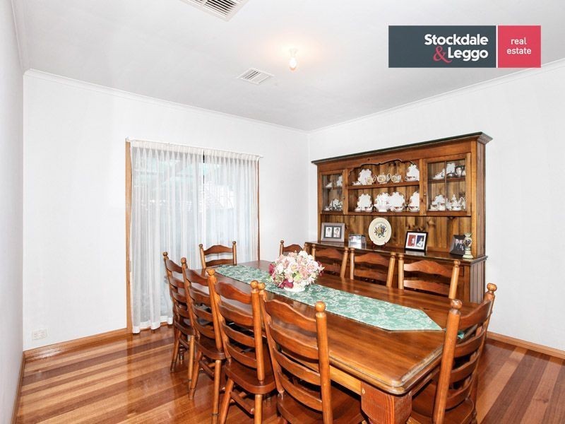 13 Clifton Road, Greenvale VIC 3059