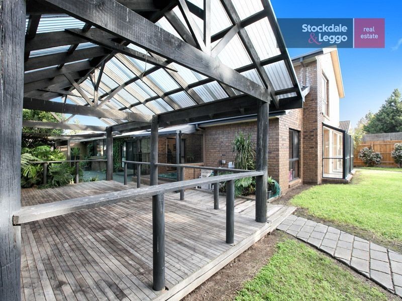 13 Clifton Road, Greenvale VIC 3059