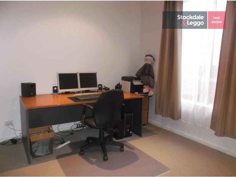 . Stranraer Close, Greenvale VIC 3059