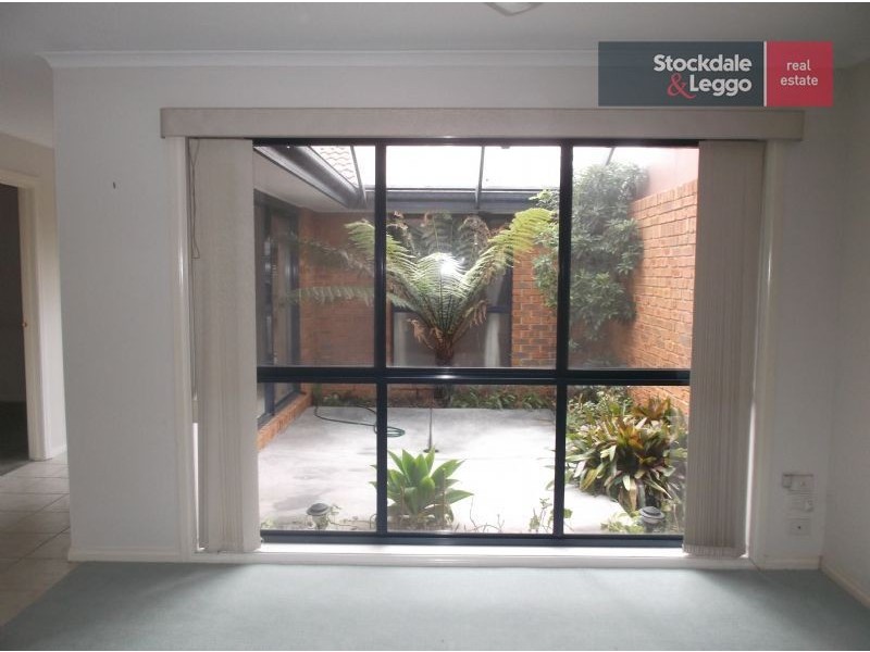 1/18 Copeland Road, Westmeadows VIC 3049