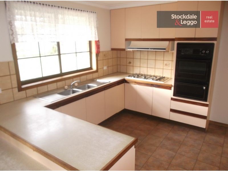 43 Heversham Grove, Greenvale VIC 3059