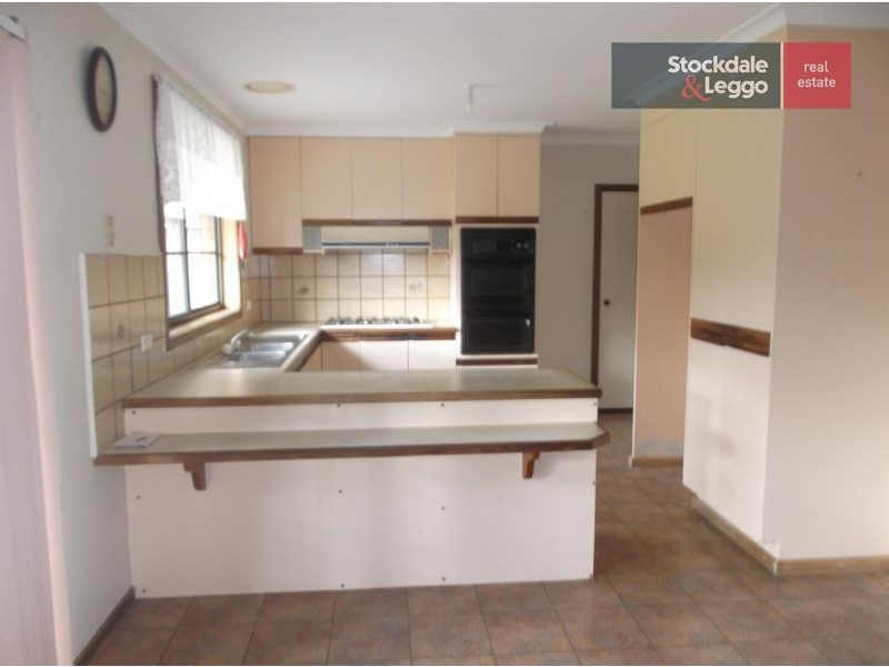 43 Heversham Grove, Greenvale VIC 3059