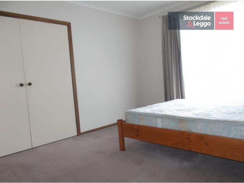 43 Heversham Grove, Greenvale VIC 3059
