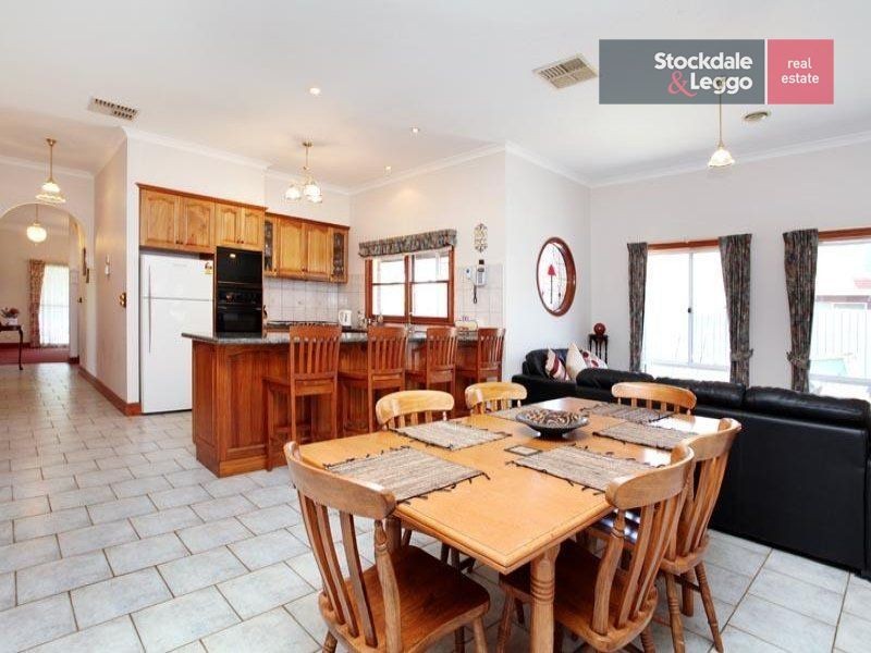 5. Haddington Crescent, Greenvale VIC 3059