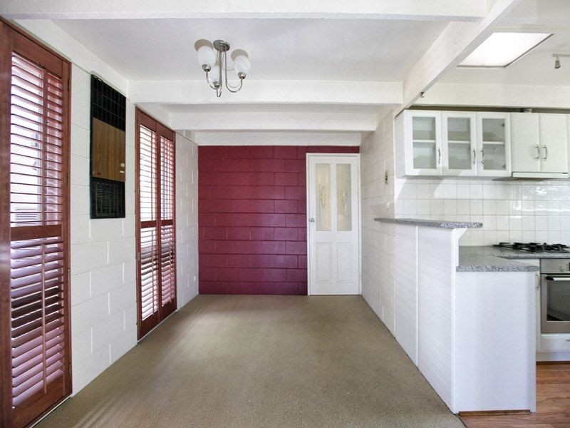 105 South Circular Road, Gladstone Park VIC 3043