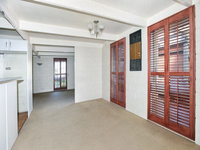 105 South Circular Road, Gladstone Park VIC 3043