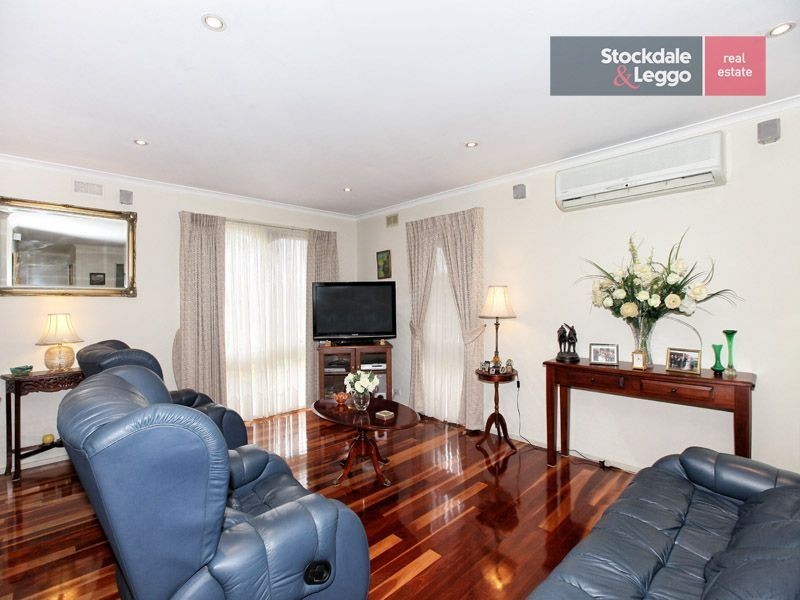 3 Whitehaven Court, Craigieburn VIC 3064