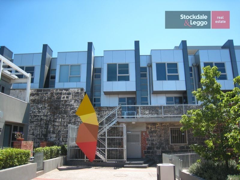 6/6 Industry Lane, Coburg VIC 3058