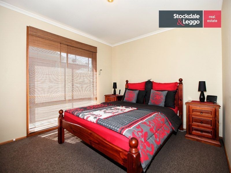 11 Gathray Court, Roxburgh Park VIC 3064