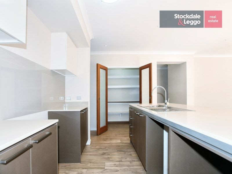 22 Perriwinkle Court, Craigieburn VIC 3064
