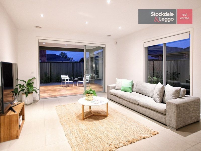 9 Grove Road, Craigieburn VIC 3064