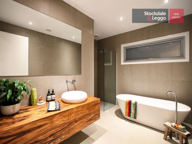 9 Grove Road, Craigieburn VIC 3064