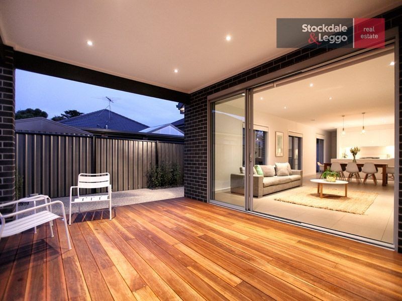 9 Grove Road, Craigieburn VIC 3064