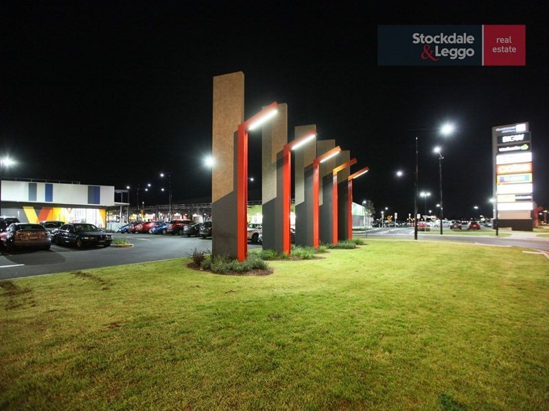 9 Grove Road, Craigieburn VIC 3064