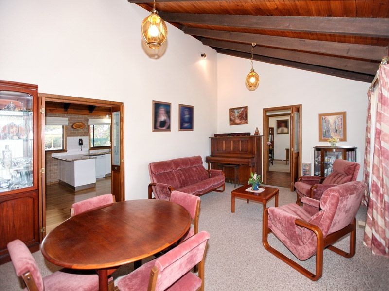 7 Cupar Place, Greenvale VIC 3059