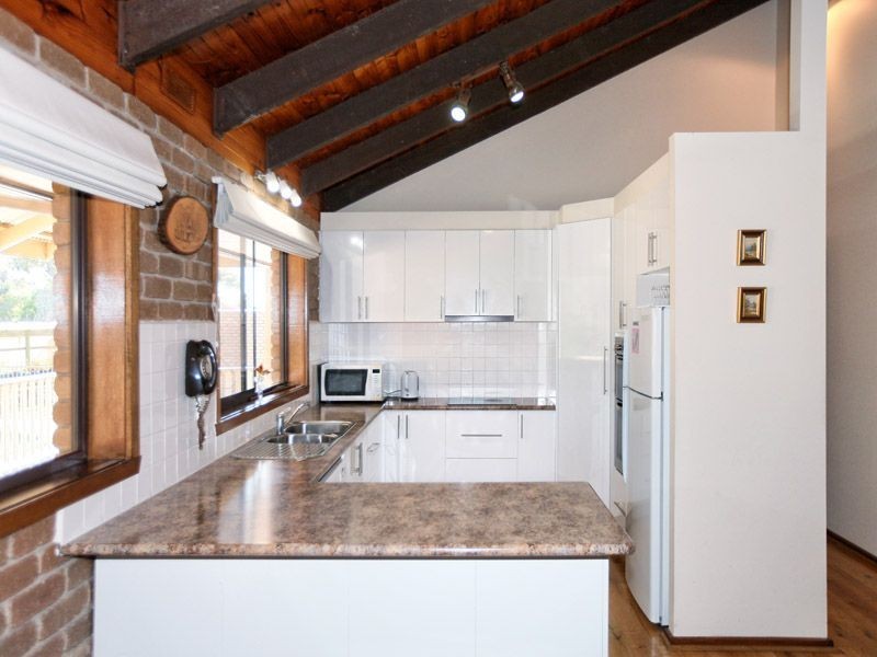 7 Cupar Place, Greenvale VIC 3059