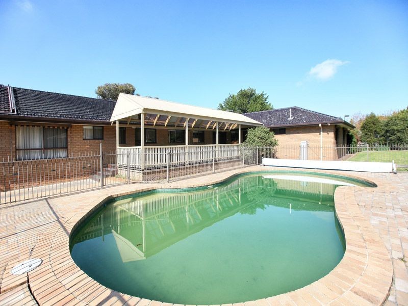 7 Cupar Place, Greenvale VIC 3059