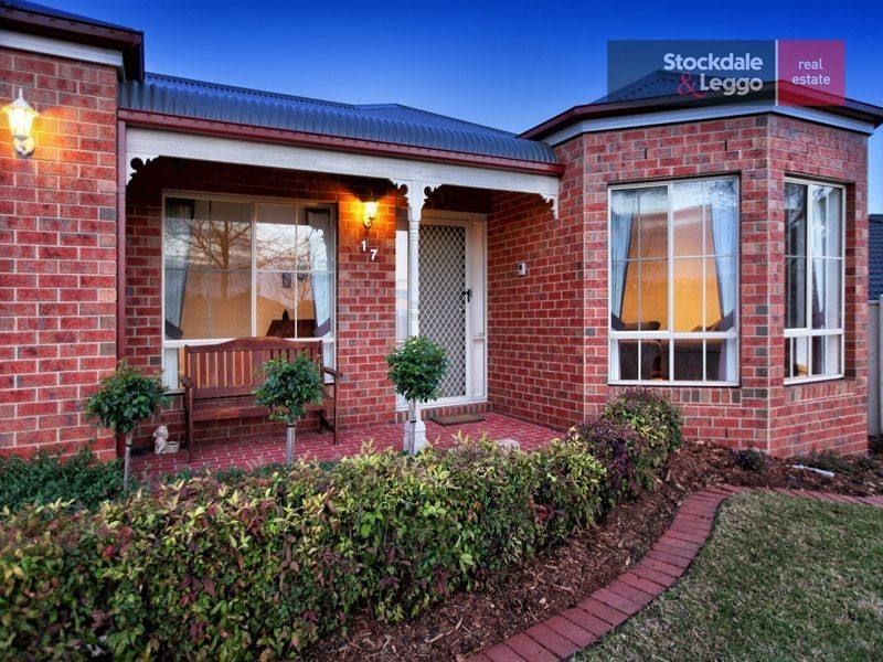 17 Canisby Way, Craigieburn VIC 3064