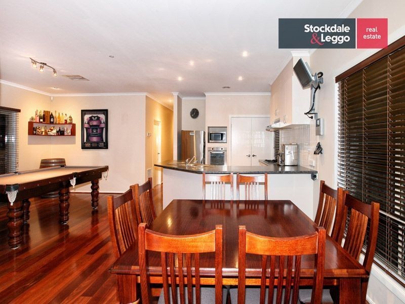 17 Canisby Way, Craigieburn VIC 3064