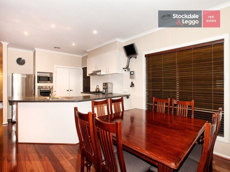 17 Canisby Way, Craigieburn VIC 3064