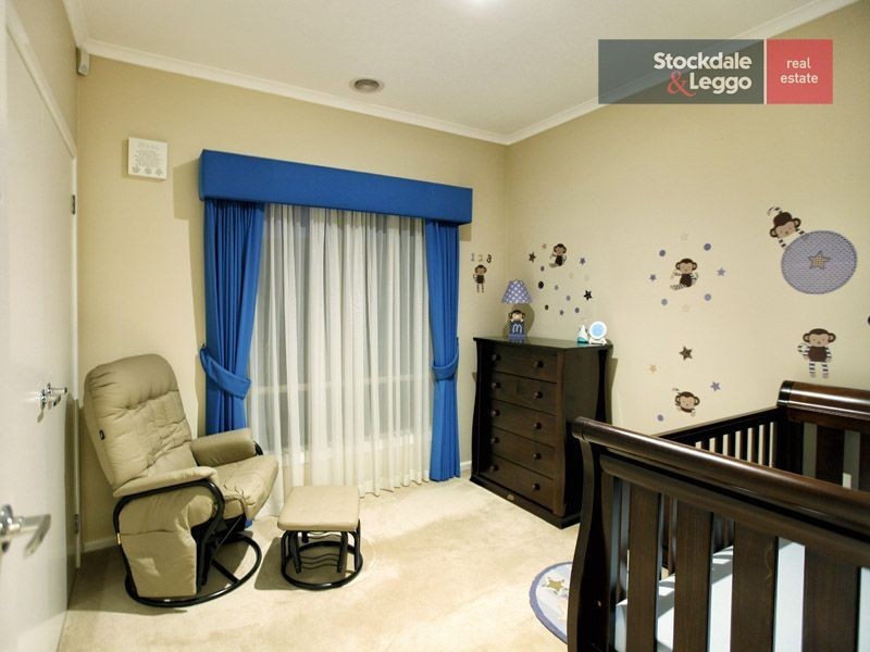 17 Canisby Way, Craigieburn VIC 3064