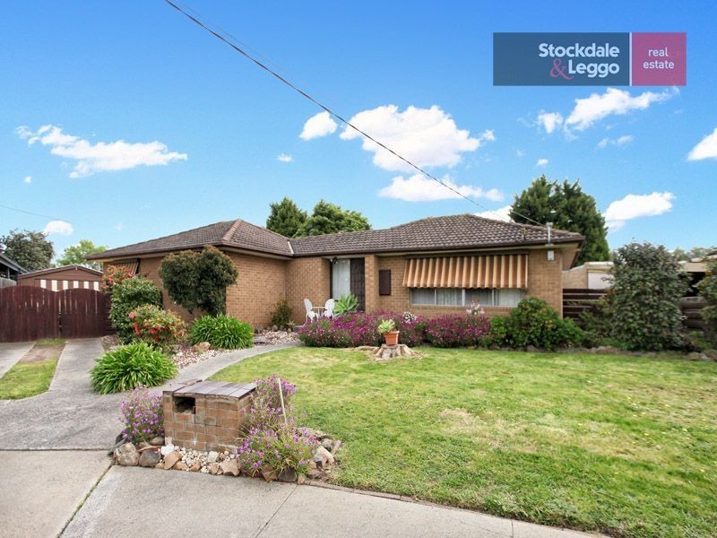 6 Warrah Court, Gladstone Park VIC 3043