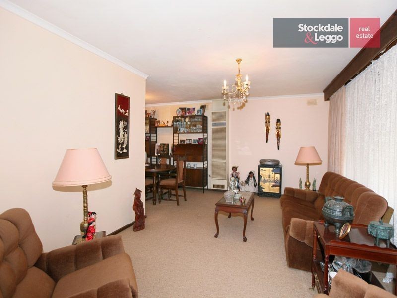 6 Warrah Court, Gladstone Park VIC 3043