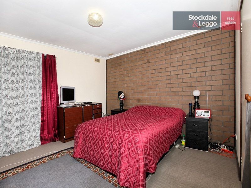 2A/4 Sycamore Avenue, Tullamarine VIC 3043