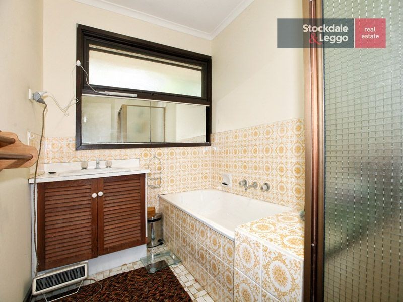 2A/4 Sycamore Avenue, Tullamarine VIC 3043