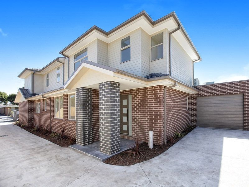 2/14 Waratah Avenue, Tullamarine VIC 3043
