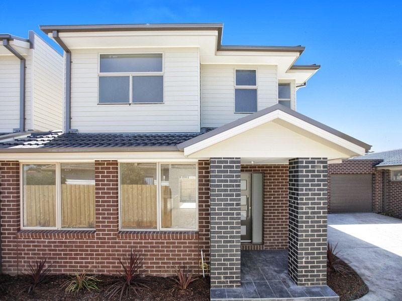 2/14 Waratah Avenue, Tullamarine VIC 3043